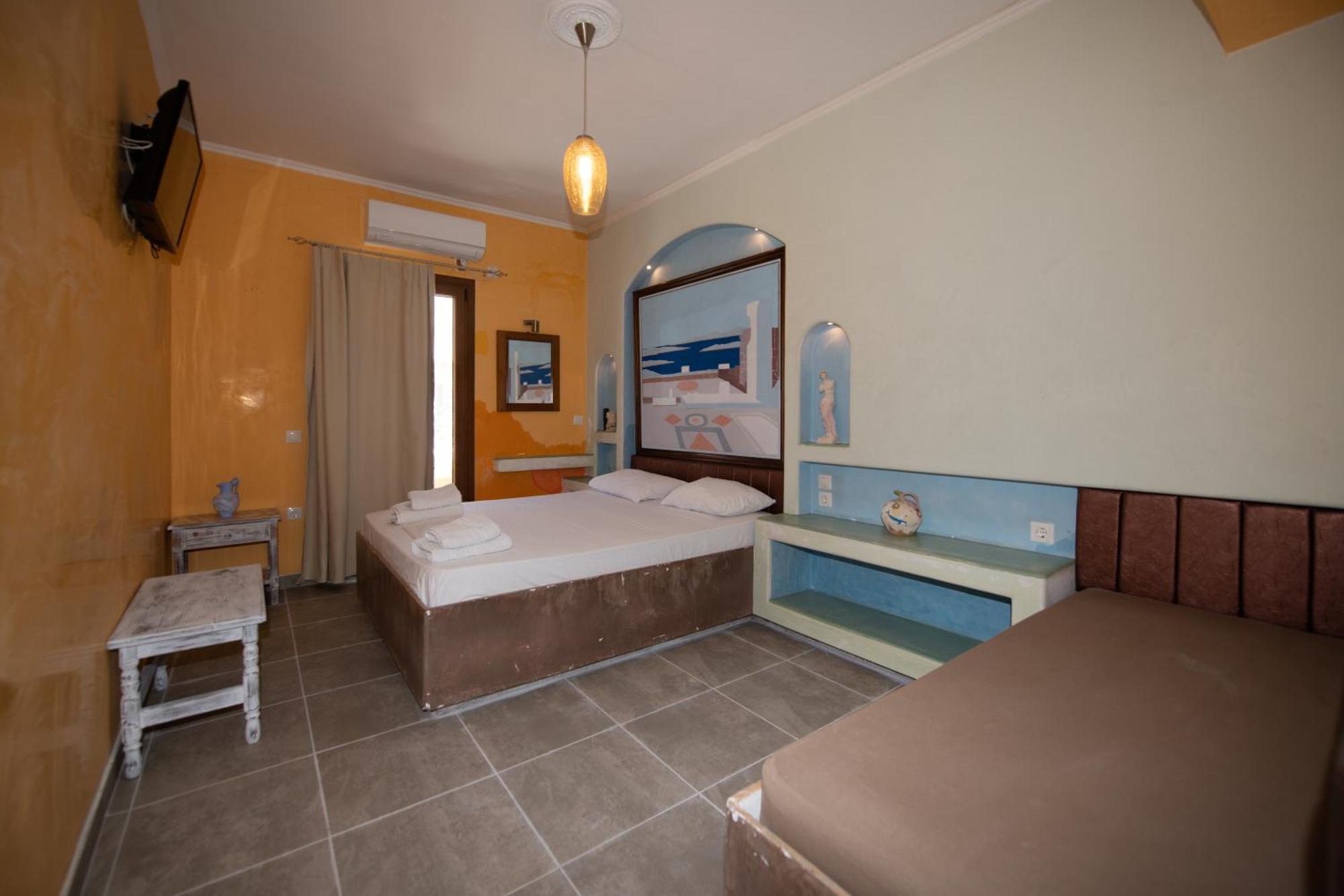 Orfeas Apartments Kamári Екстериор снимка