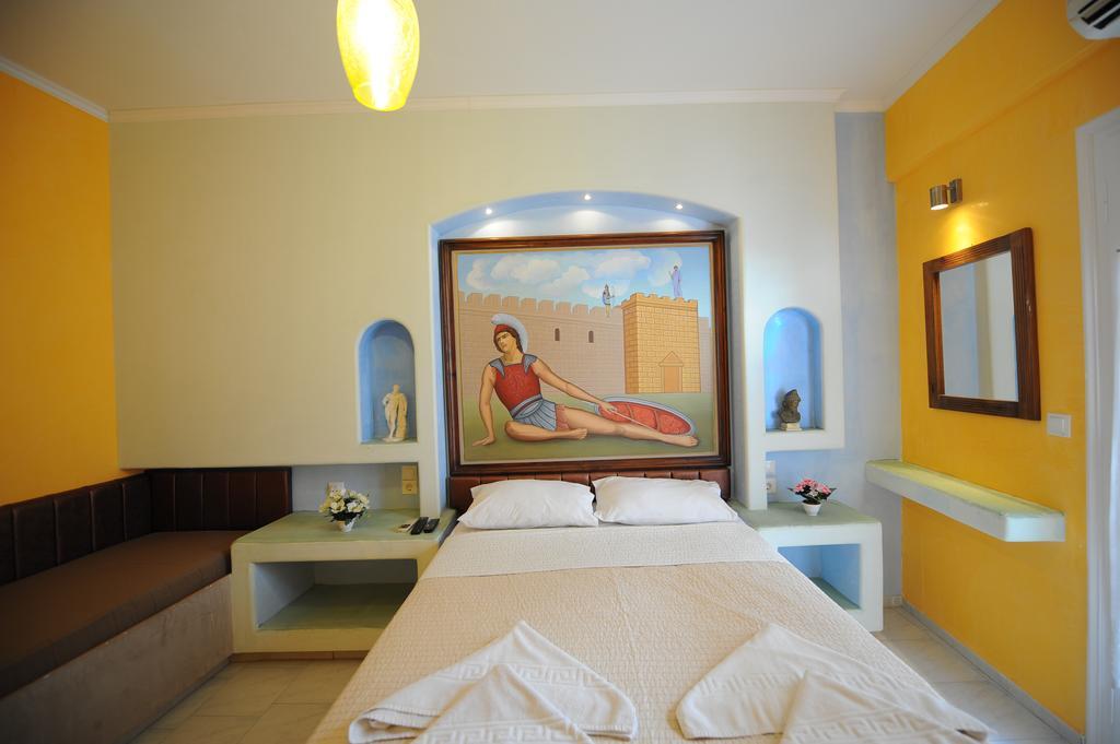 Orfeas Apartments Kamári Екстериор снимка