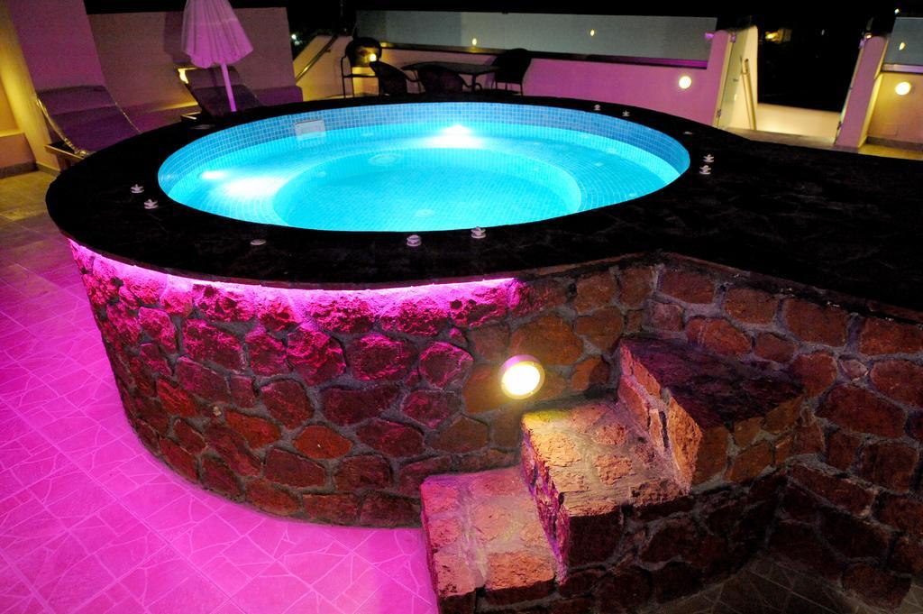 Orfeas Apartments Kamári Екстериор снимка